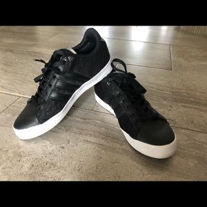 Adidas cloud foam sneaker